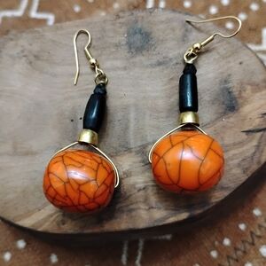 Elegant Handmade Orange 🧡 & Black 🖤 Dangle Earrings
